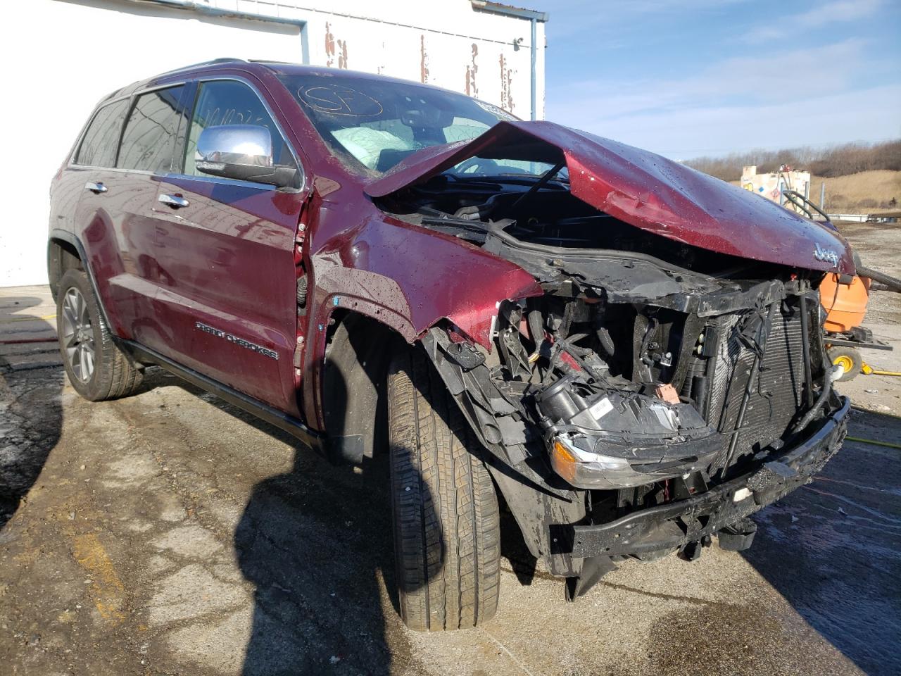 JEEP GRAND CHER 2018 with VIN 1C4RJFBG4JC238175 - Photo from auction