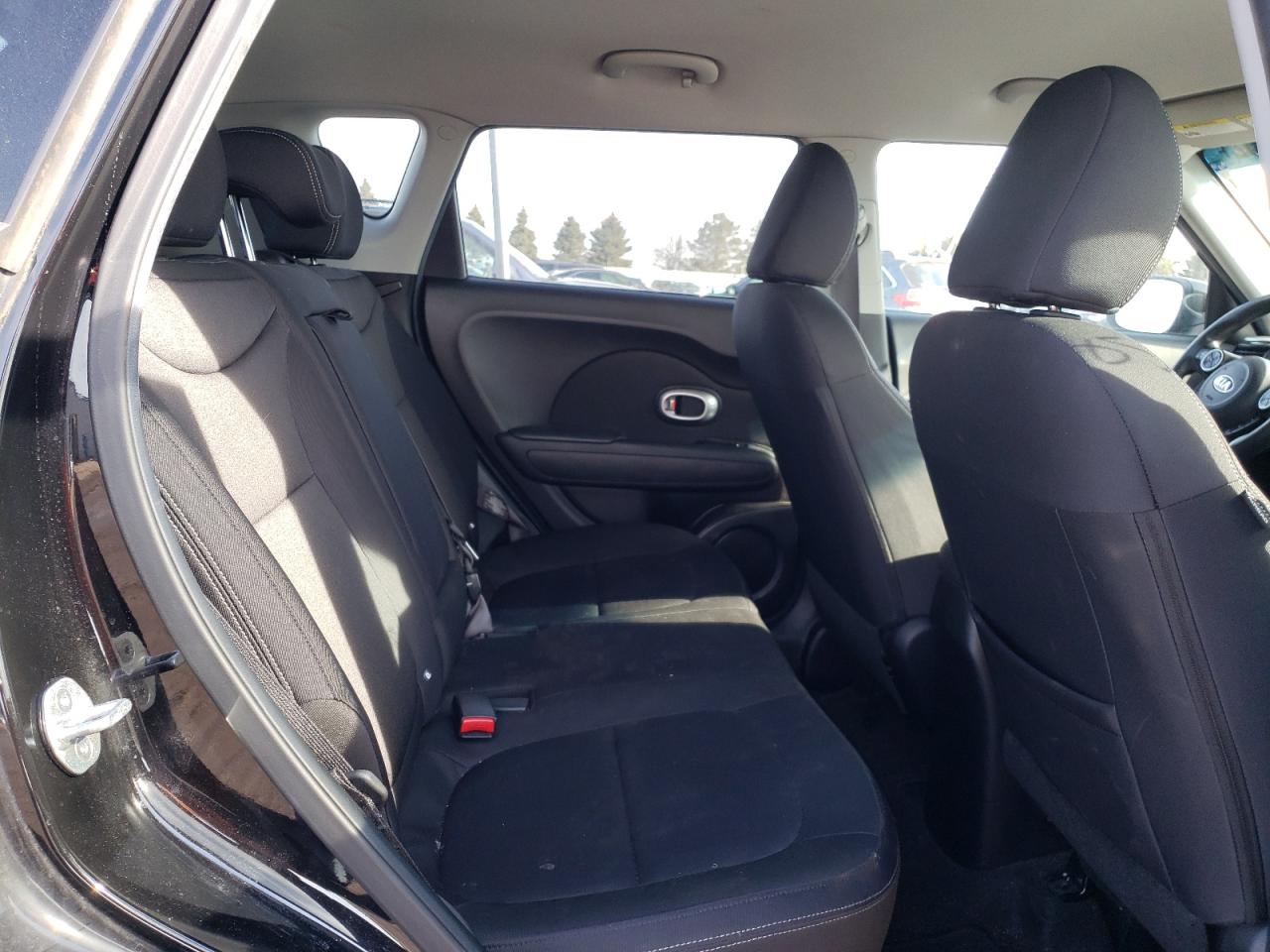 Foto 6 de la subasta – 2014 KIA SOUL con VIN KNDJN2A21E7723940