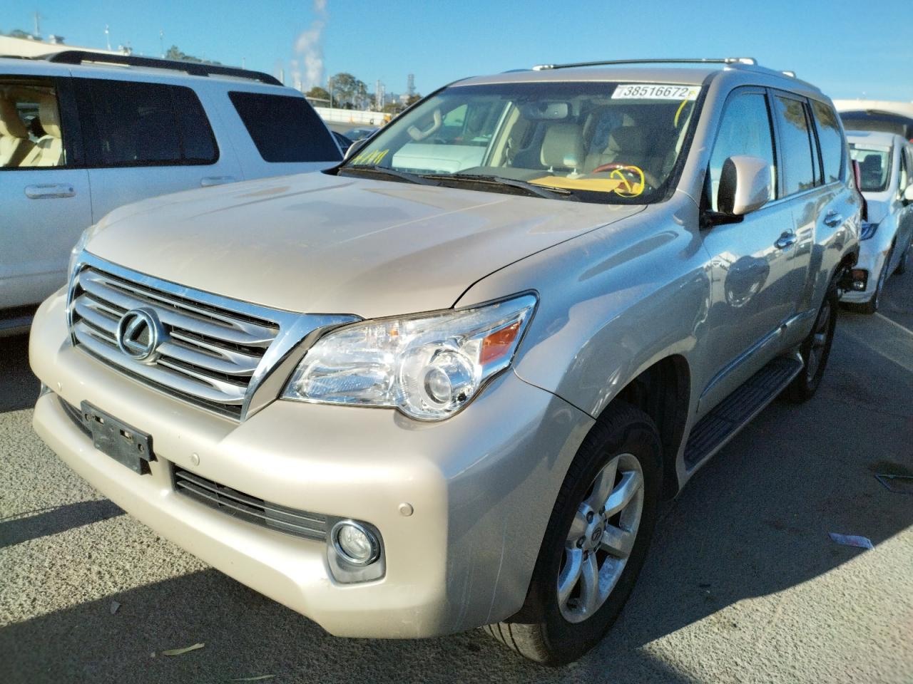 Photo 2 from auction – 2012 LEXUS GX 460 with VIN JTJBM7FX3C5048753