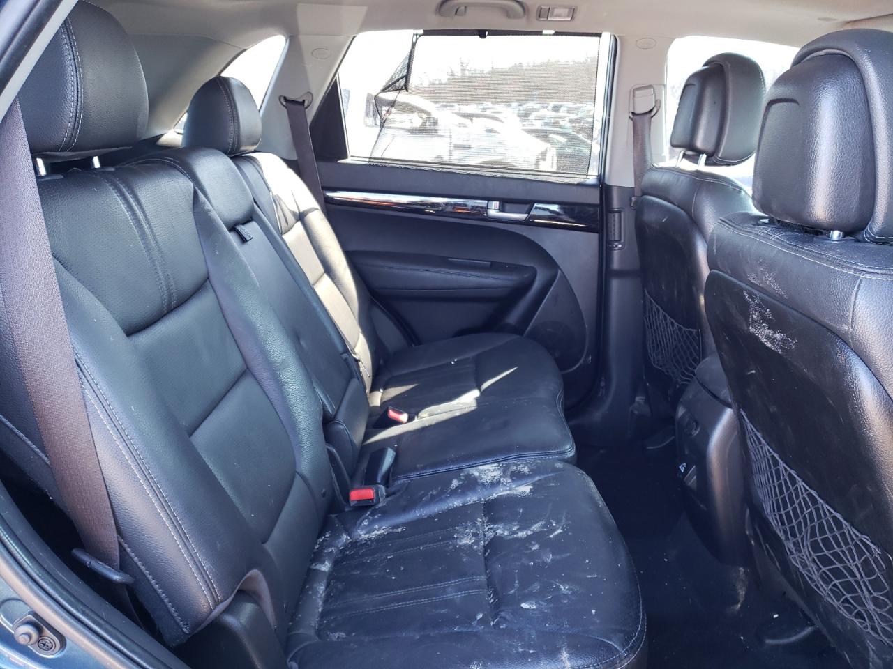Photo 6 from auction – 2014 KIA SORENTO EX with VIN 5XYKU4A78EG497932