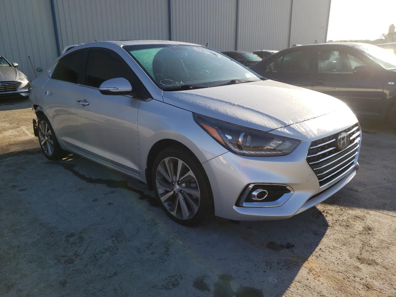HYUNDAI ACCENT LIM 2018 with VIN 3KPC34A3XJE020091 - Photo from auction