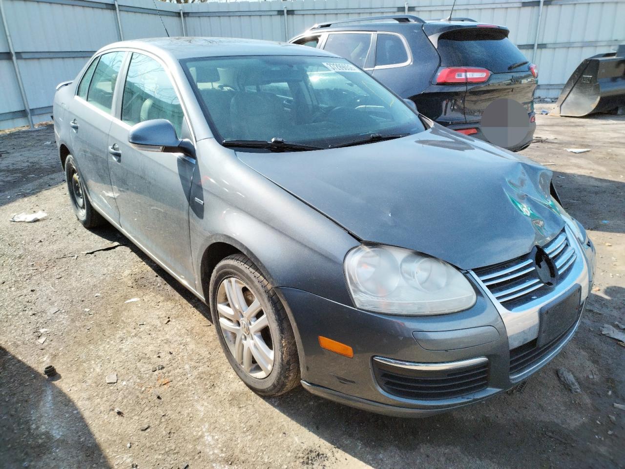 VOLKSWAGEN JETTA WOLF 2007 with VIN 3VWEF71K57M185180 - Photo from auction