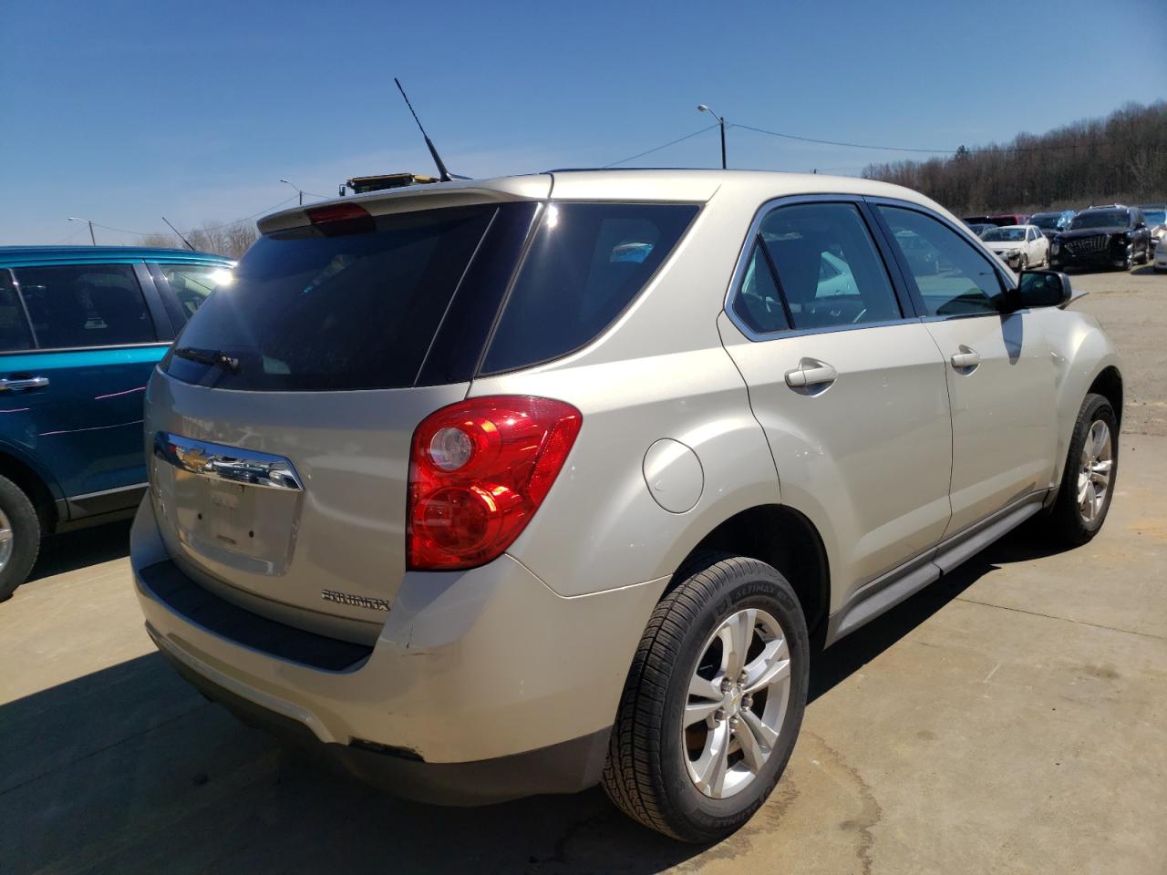 Photo 4 from auction – 2013 CHEVROLET EQUINOX LS with VIN 2GNALBEK8D6335688
