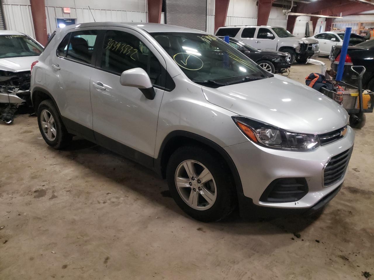 CHEVROLET TRAX LS 2018 with VIN KL7CJNSBXJB607015 - Photo from auction