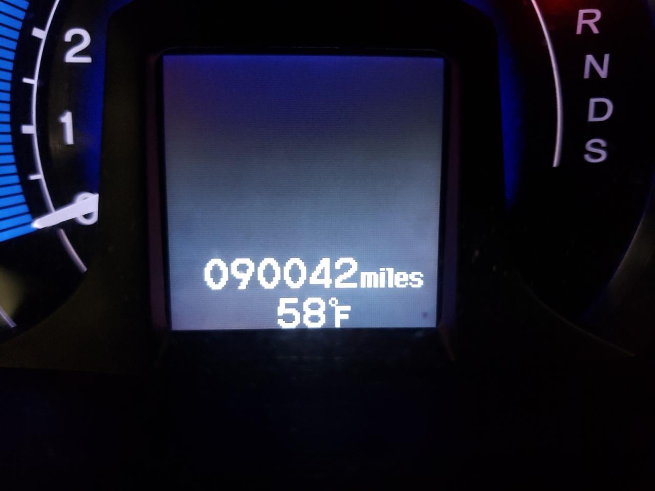 Photo 8 from auction – 2010 HONDA INSIGHT EX with VIN JHMZE2H72AS039649