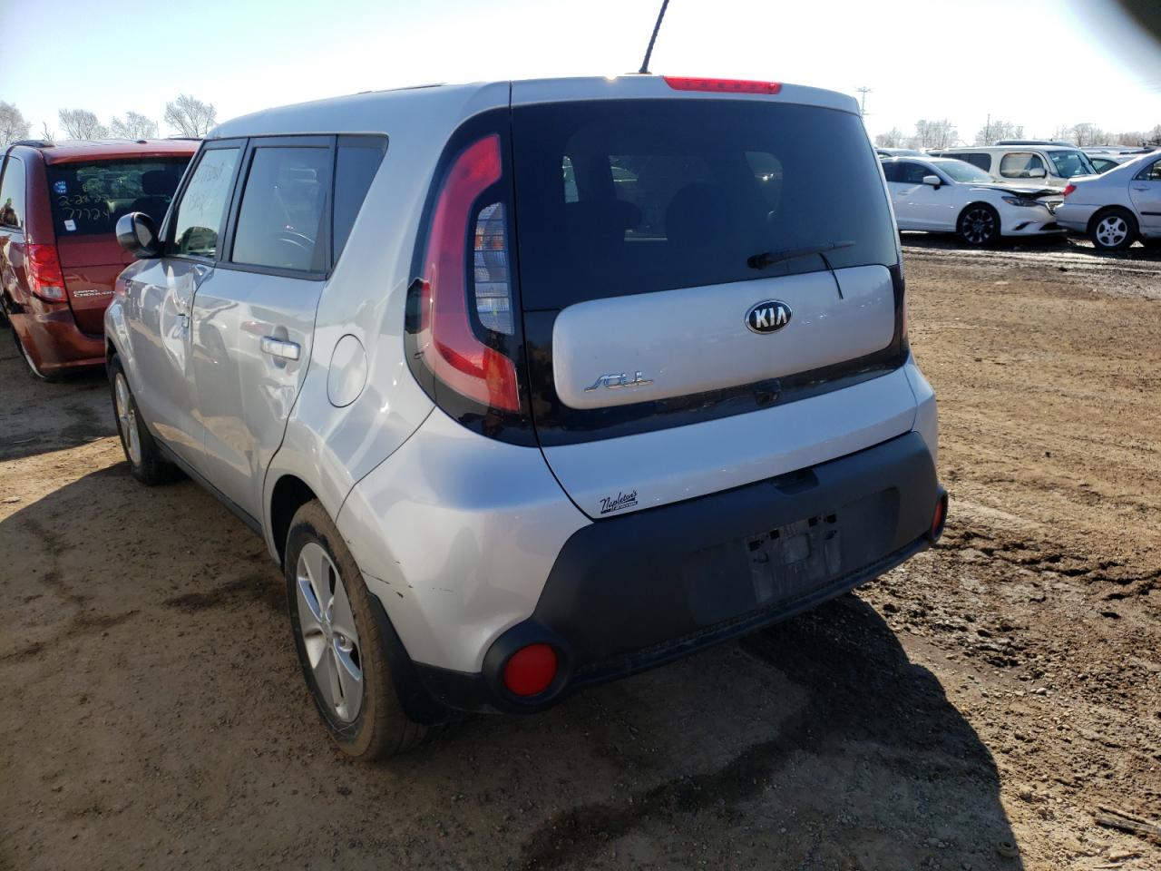 Photo 3 from auction – 2015 KIA SOUL with VIN KNDJN2A24F7804786