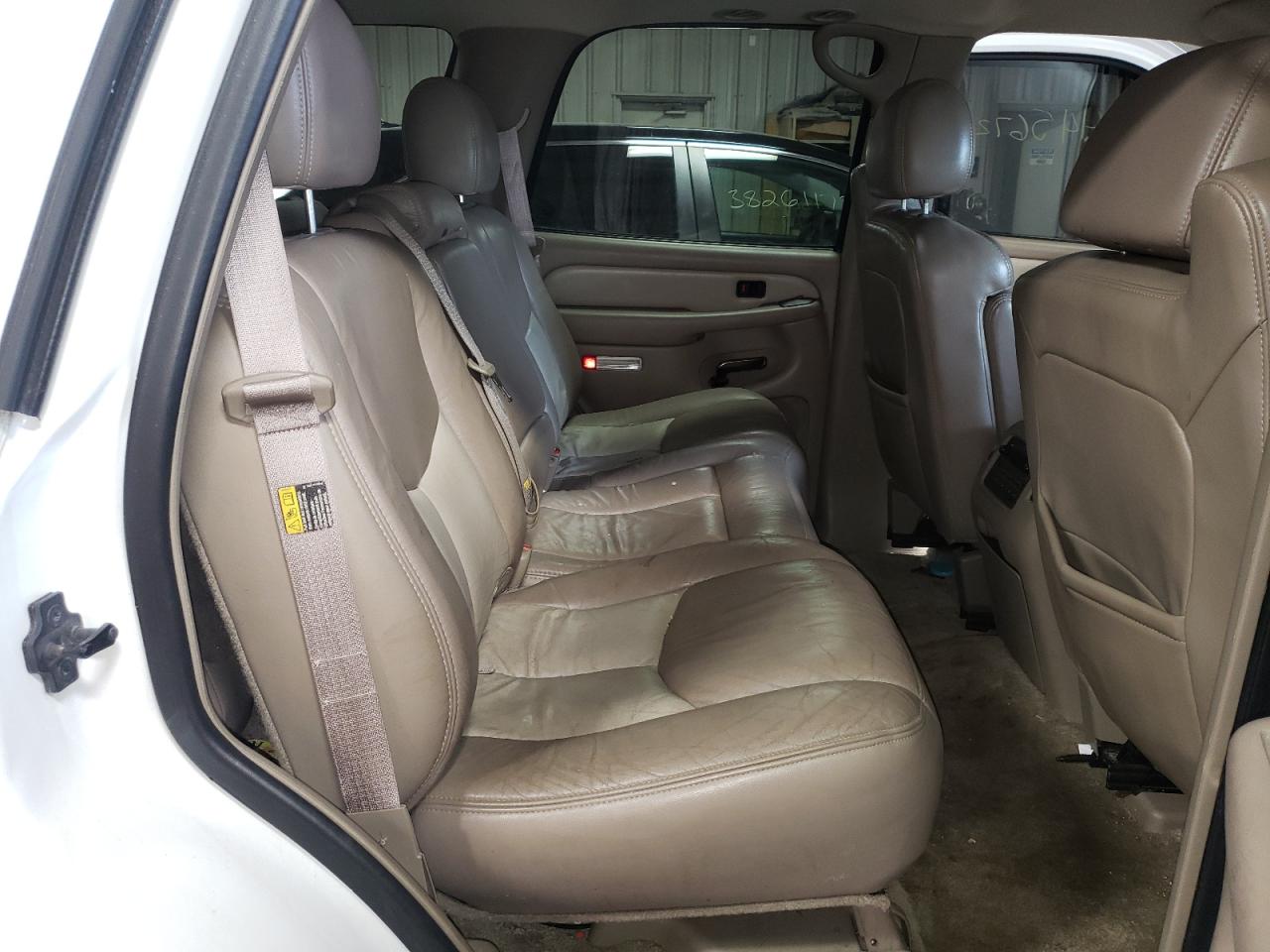Photo 6 from auction – 2003 GMC YUKON DENA with VIN 1GKEK63U33J248425