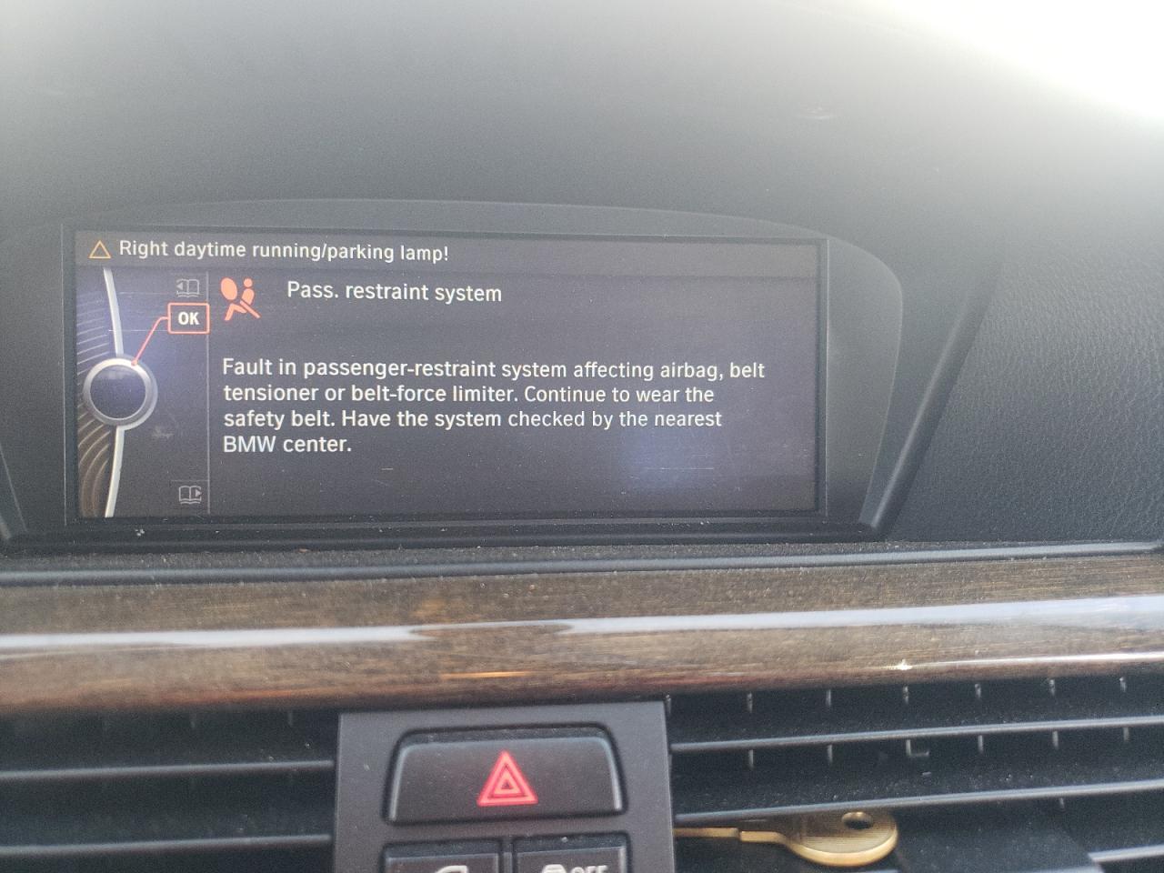Photo 9 from auction – 2012 BMW 328 I with VIN WBAKE3C5XCE769600