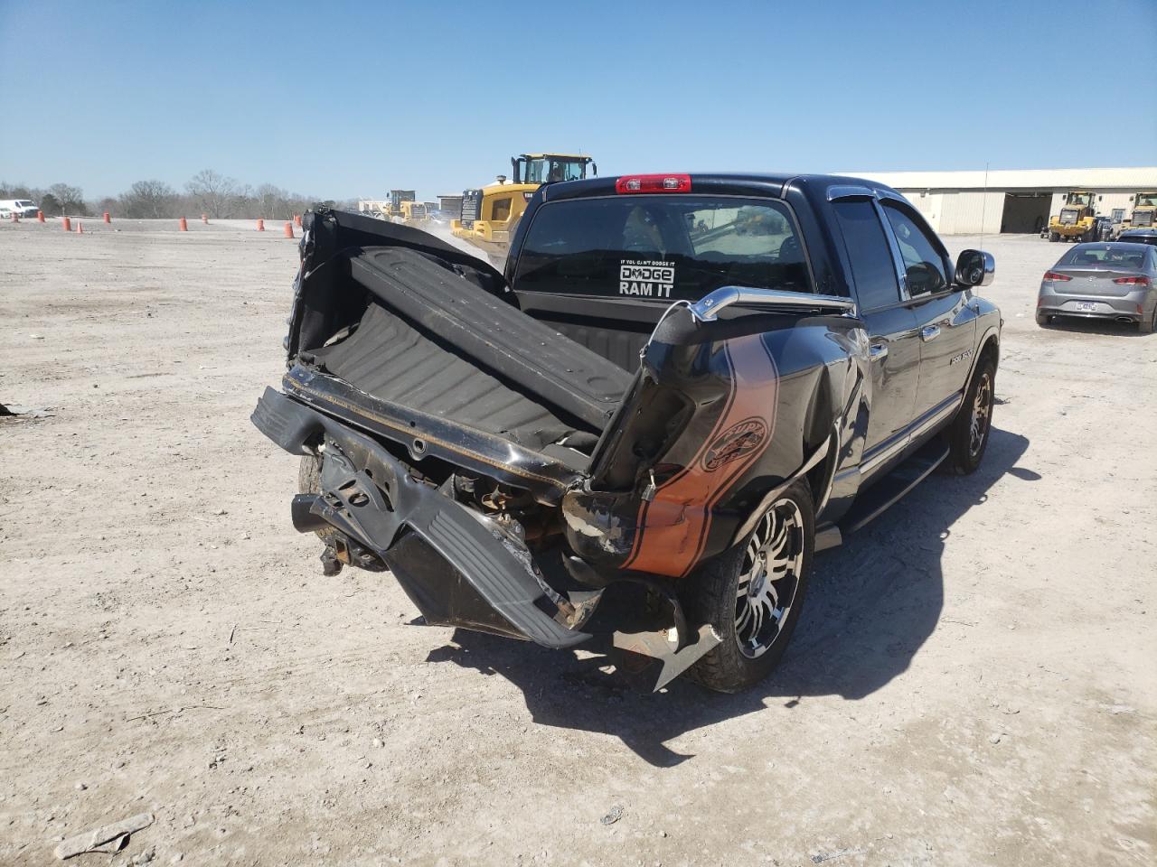 Photo 4 from auction – 2004 DODGE RAM 1500 S with VIN 1D7HA18D34J248956