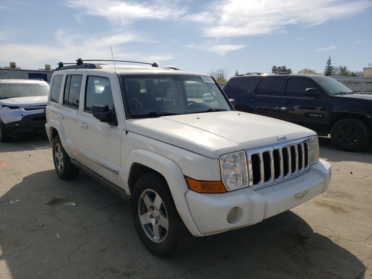 JEEP COMMANDER 2010 with VIN 1J4RH4GT7AC137406 - Photo from auction