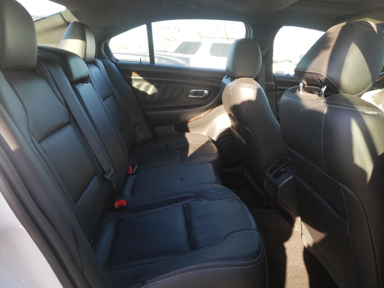 Photo 6 from auction – 2018 FORD TAURUS LIM with VIN 1FAHP2F81JG119651