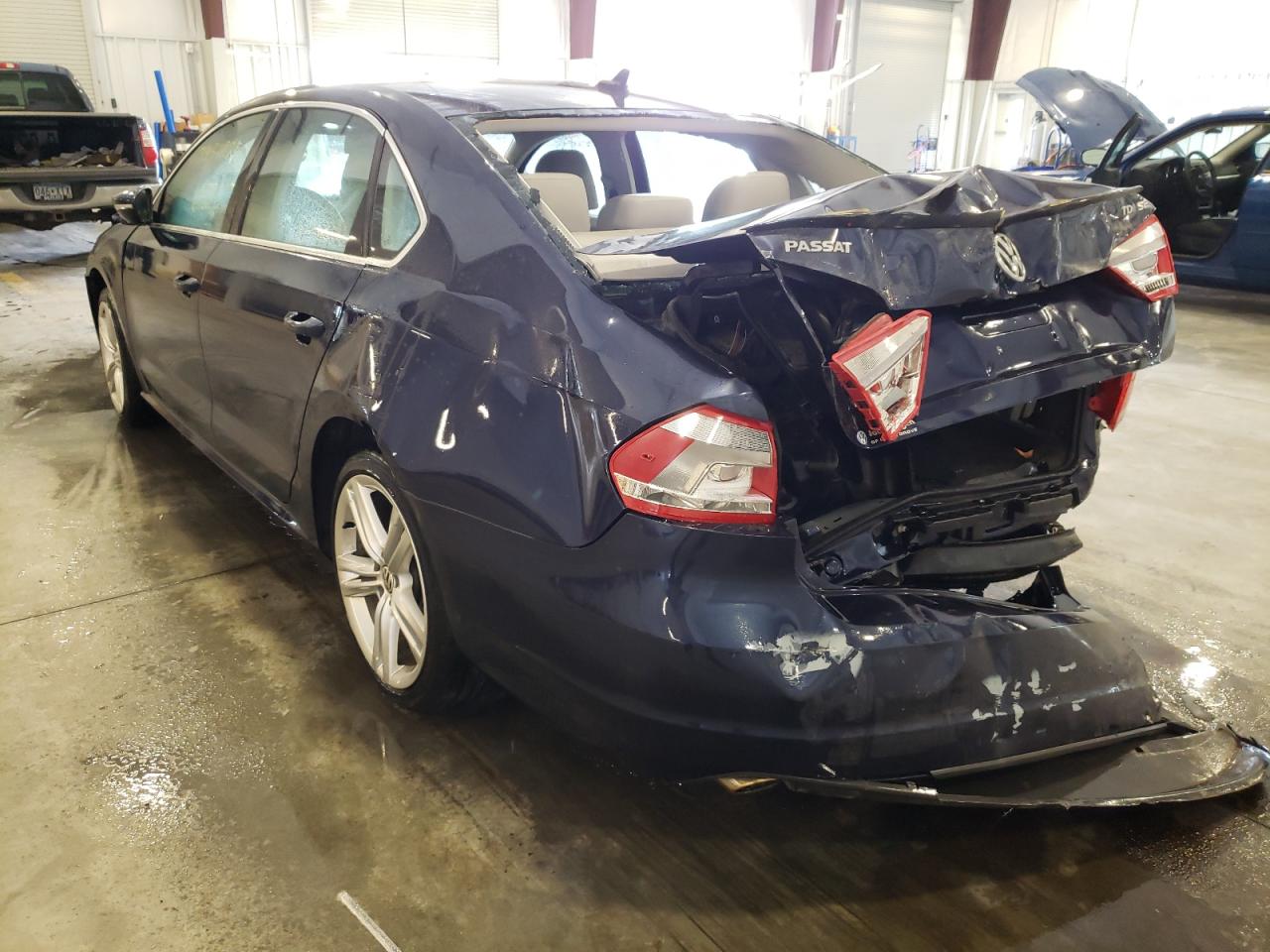 Photo 3 from auction – 2012 VOLKSWAGEN PASSAT SE with VIN 1VWBN7A32CC043315
