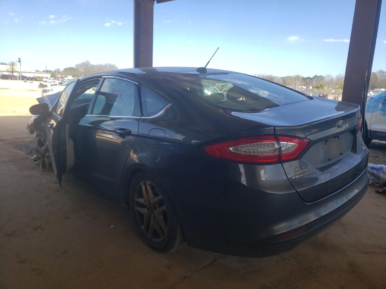 Photo 3 from auction – 2015 FORD FUSION SE with VIN 1FA6P0HD6F5126037