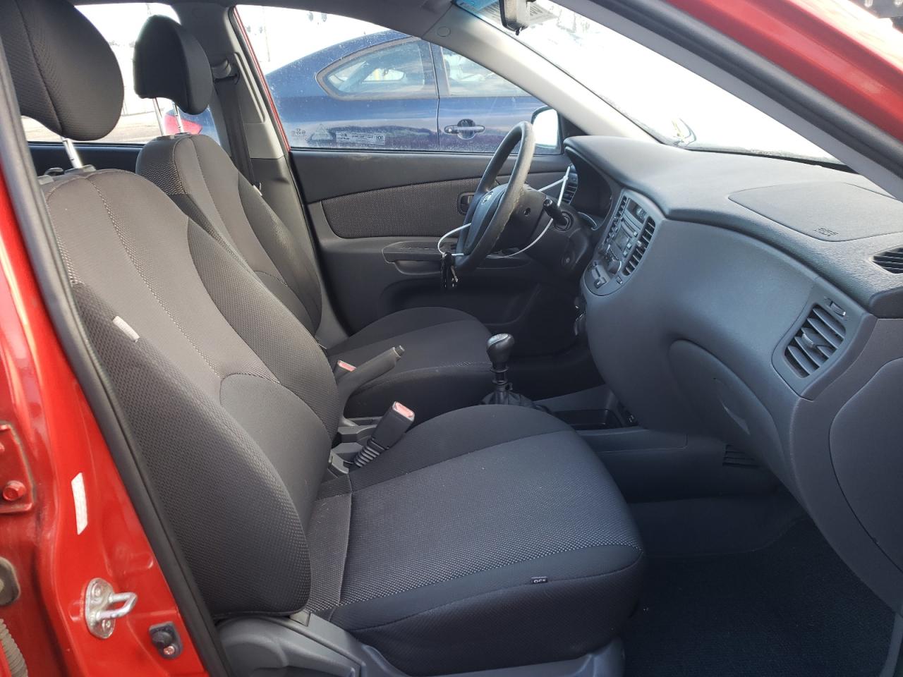Photo 5 from auction – 2008 KIA RIO with VIN KNADE163486370867