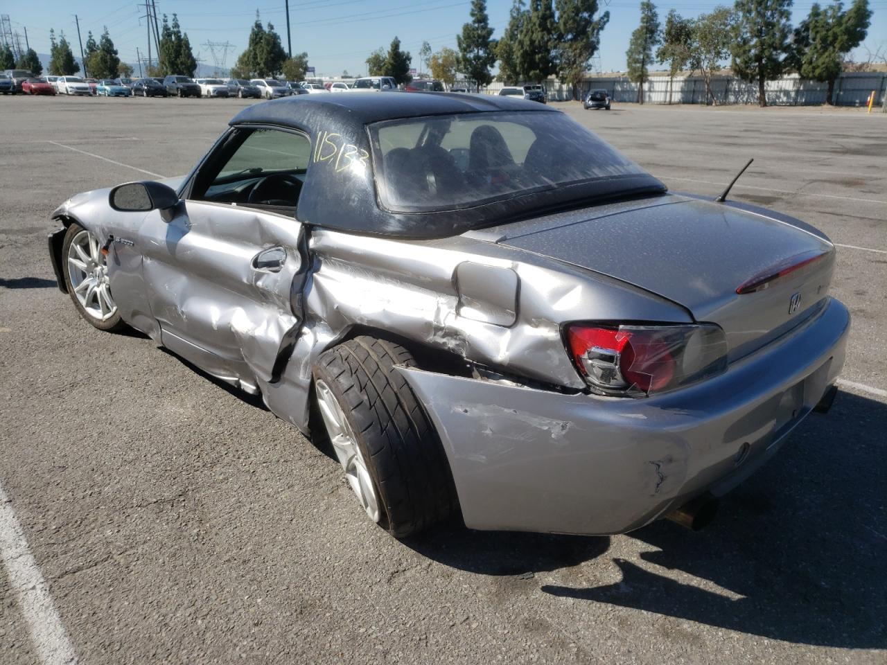 Photo 3 from auction – 2000 HONDA S2000 with VIN JHMAP1145YT005257