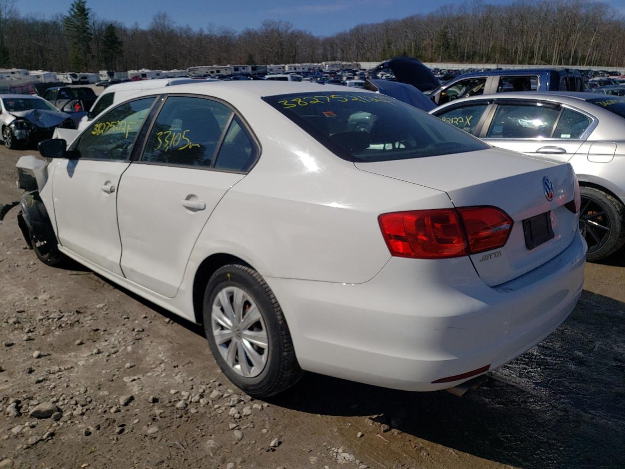 Photo 3 from auction – 2011 VOLKSWAGEN JETTA BASE with VIN 3VW2K7AJ1BM390879