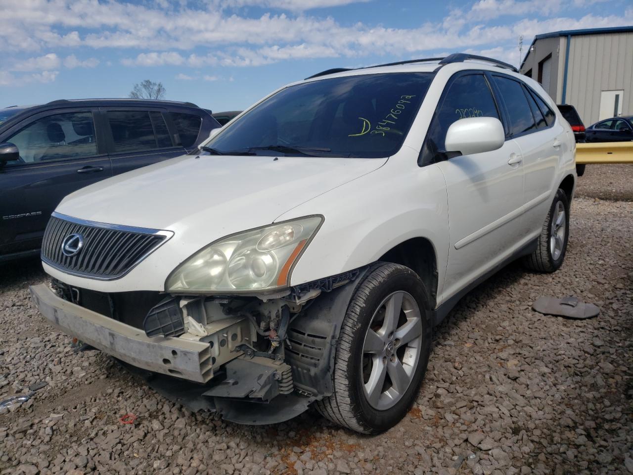 Photo 2 from auction – 2005 LEXUS RX 330 with VIN 2T2GA31U05C040649