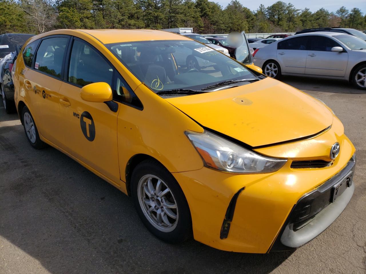 Photo 1 from auction – 2015 TOYOTA PRIUS V with VIN JTDZN3EU7FJ033716