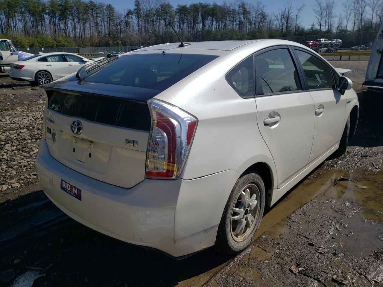 Photo 4 from auction – 2013 TOYOTA PRIUS with VIN JTDKN3DU8D5621746