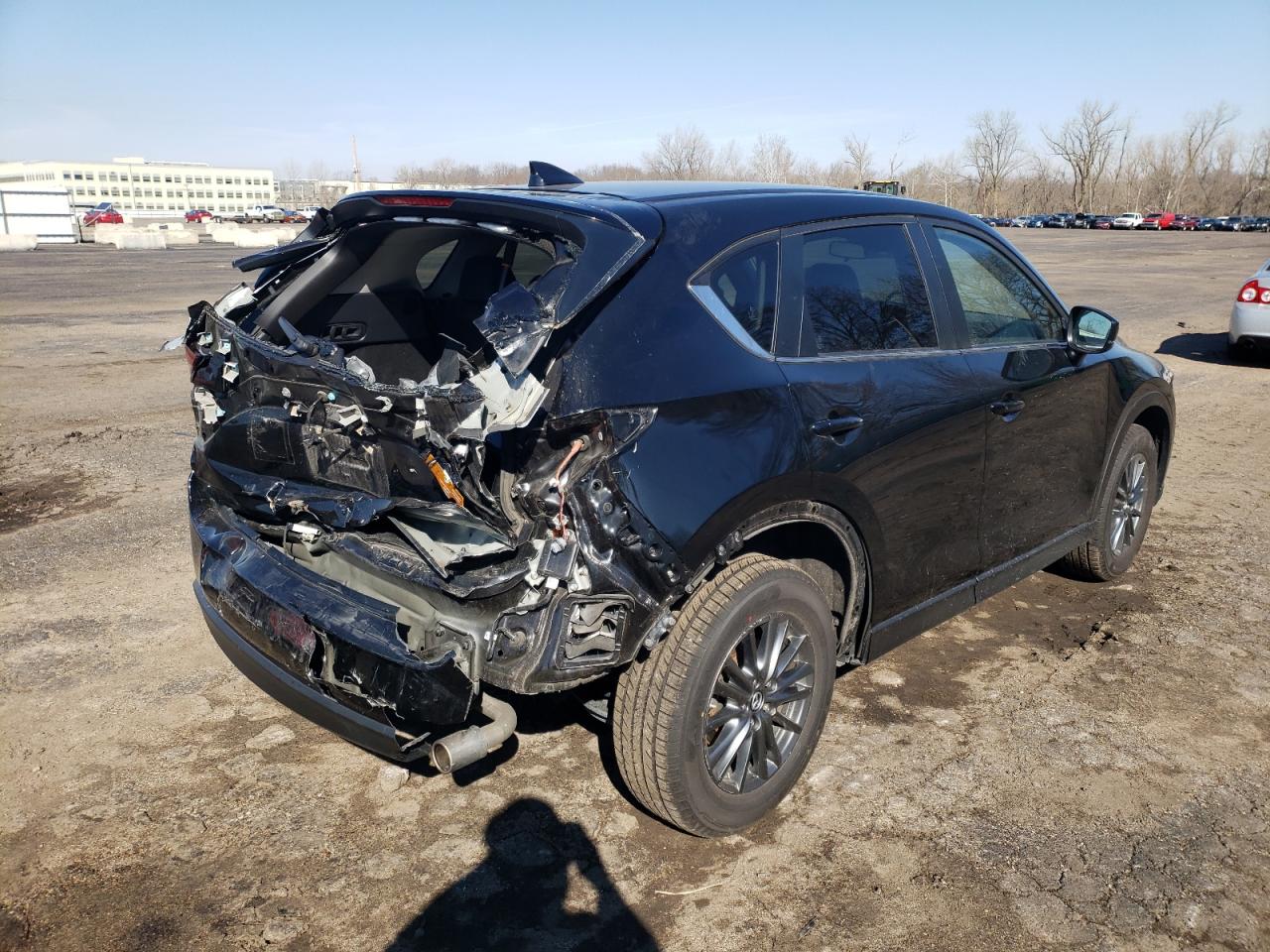 Photo 4 from auction – 2019 MAZDA CX-5 TOURI with VIN JM3KFBCM0K0541559