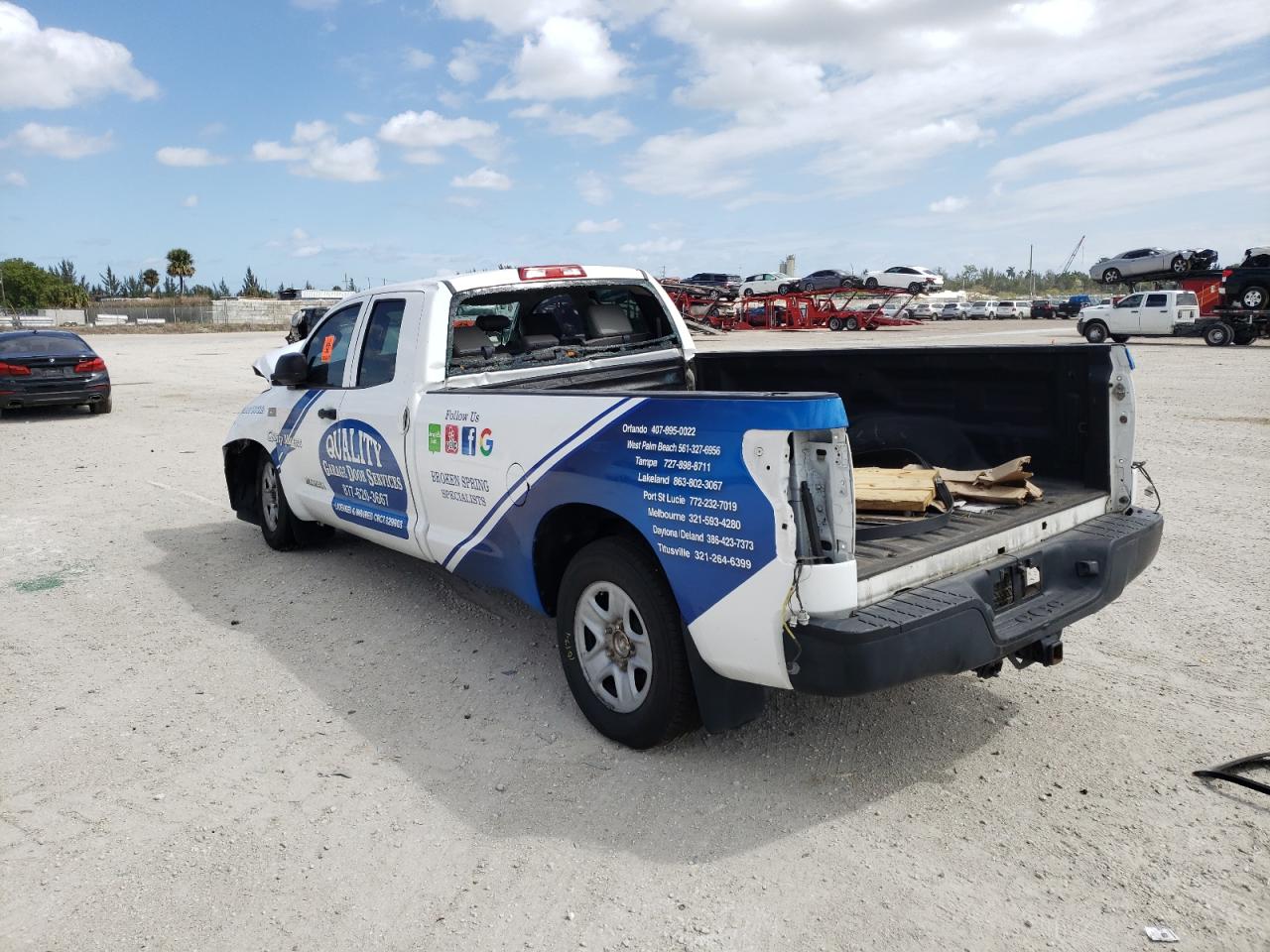 Photo 3 from auction – 2013 TOYOTA TUNDRA DOU with VIN 5TFTY5F19DX008002