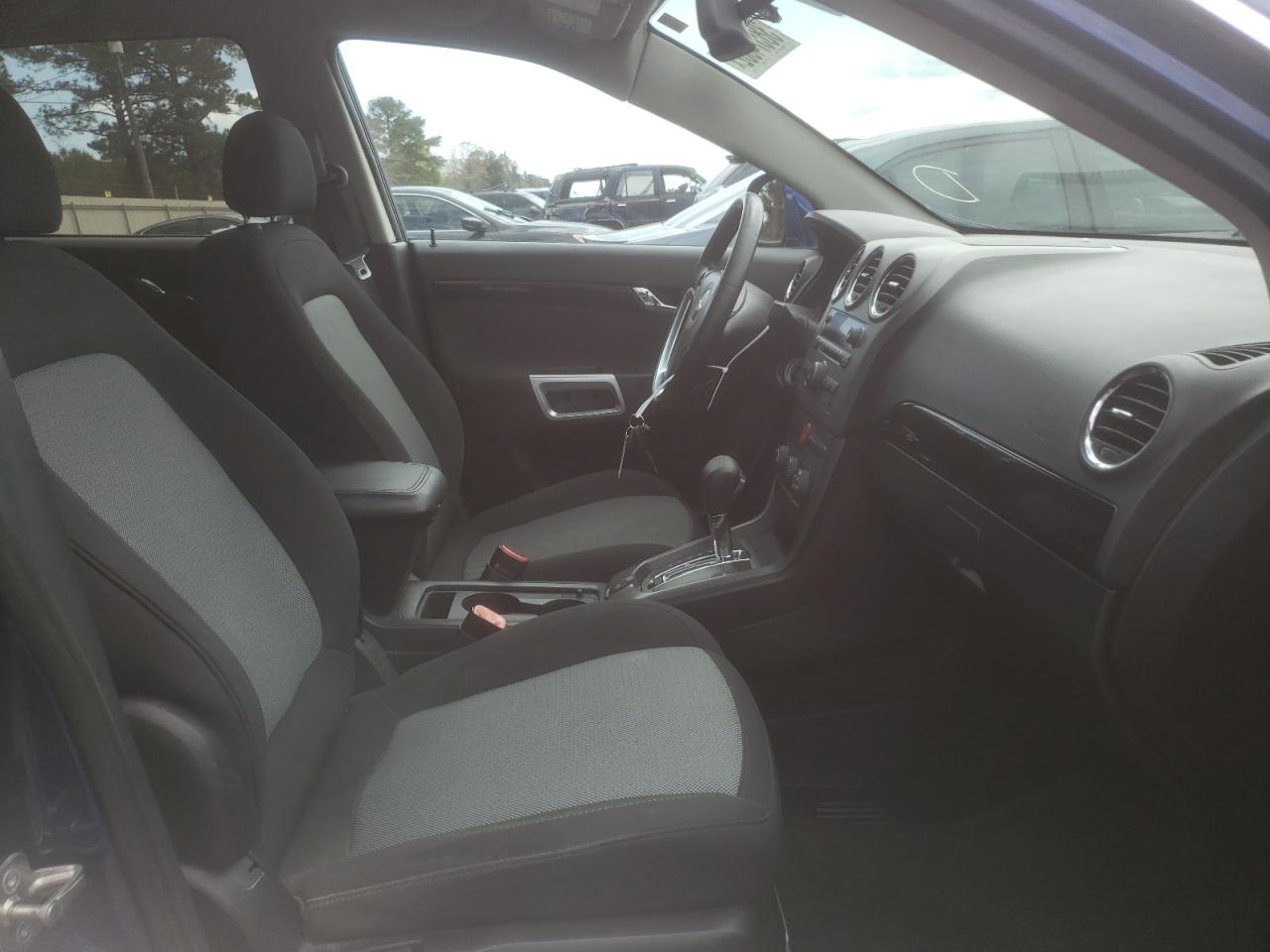 Photo 5 from auction – 2013 CHEVROLET CAPTIVA LT with VIN 3GNFL3EKXDS516272