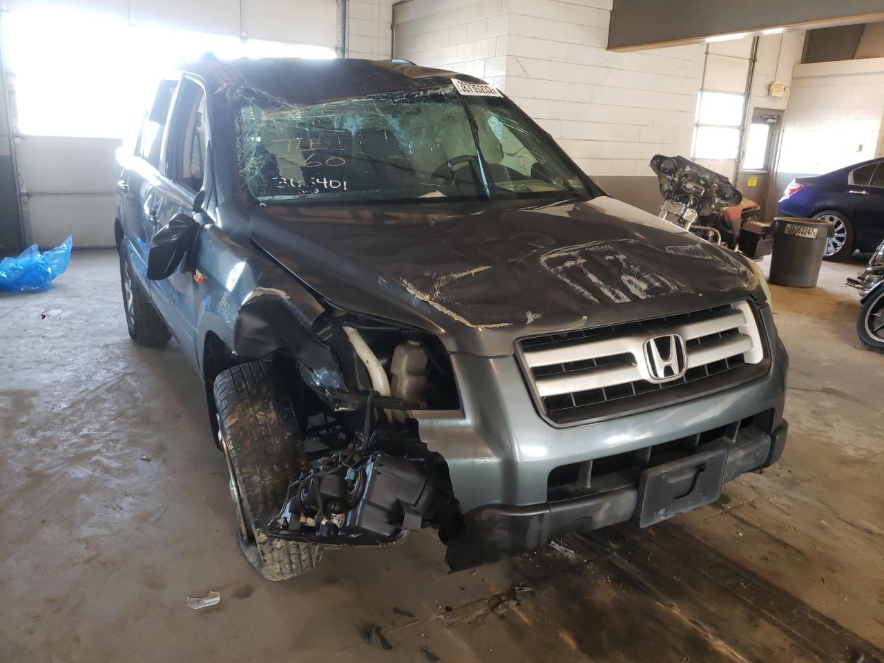 HONDA PILOT EX 2006 with VIN 2HKYF18466H526398 - Photo from auction