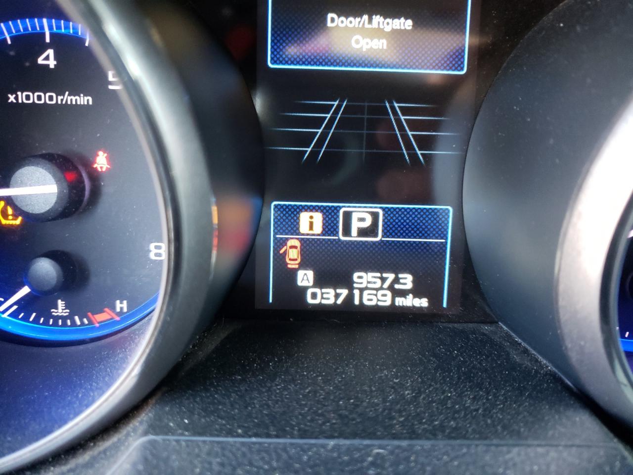 Photo 8 from auction – 2018 SUBARU OUTBACK 2. with VIN 4S4BSANC0J3360568