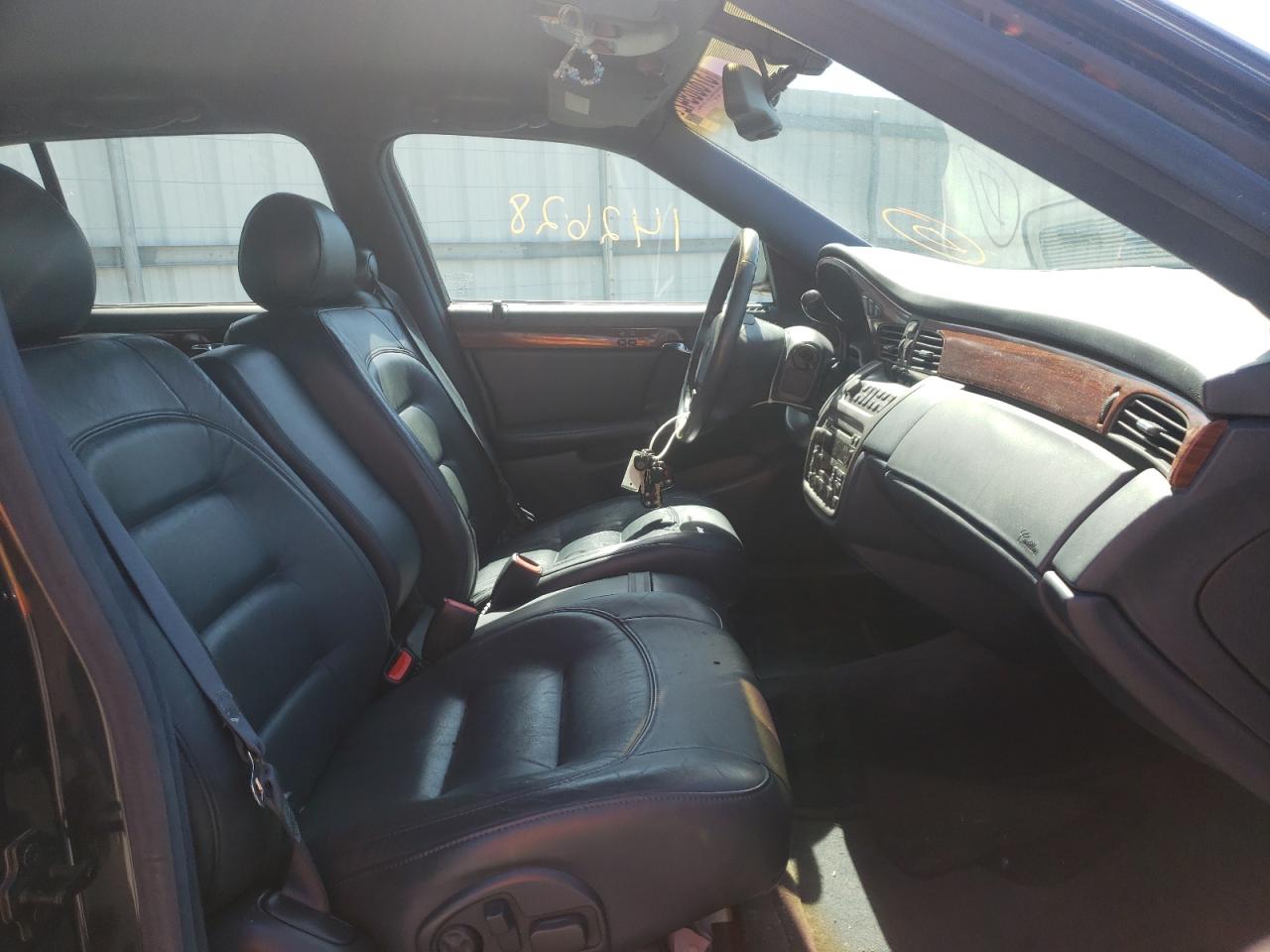 Photo 20 from auction – 2001 CADILLAC DEVILLE with VIN 1G6KD54Y31U168366