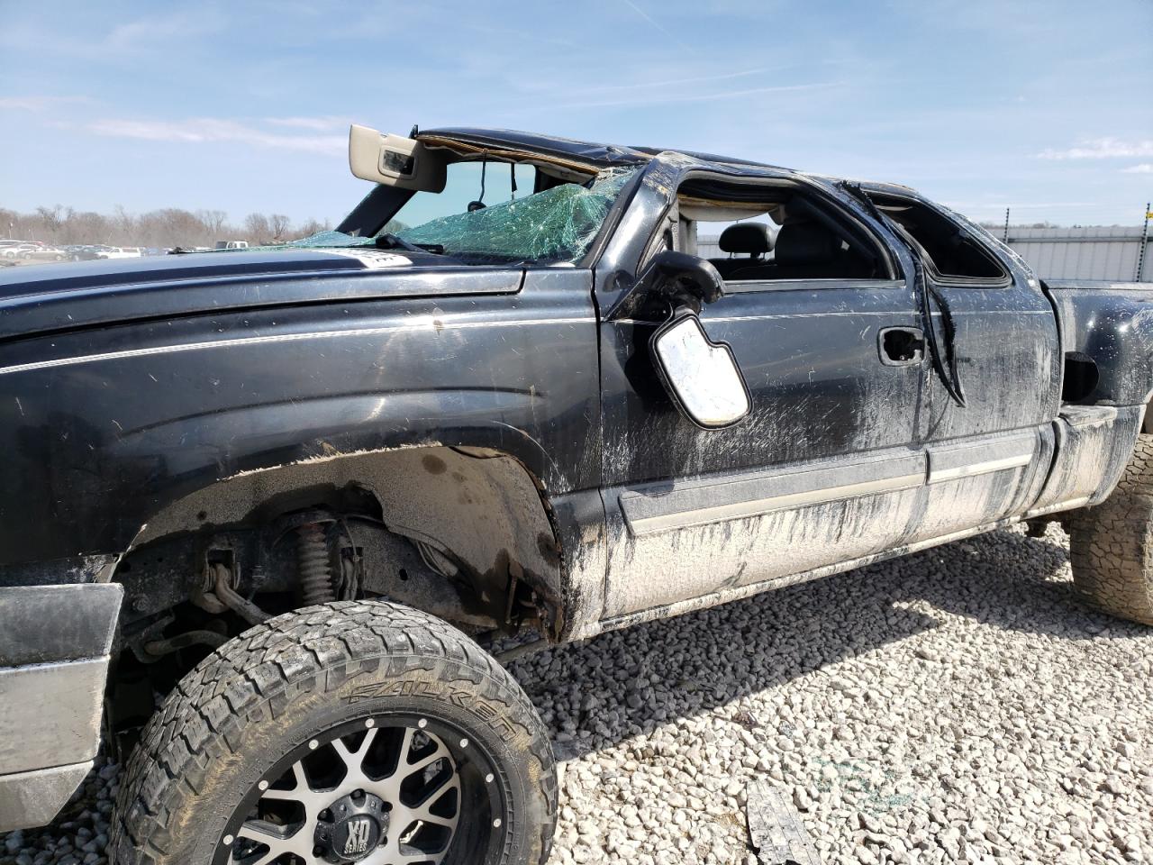 Photo 9 from auction – 2003 CHEVROLET SILVERADO with VIN 1GCEK19T83Z141305