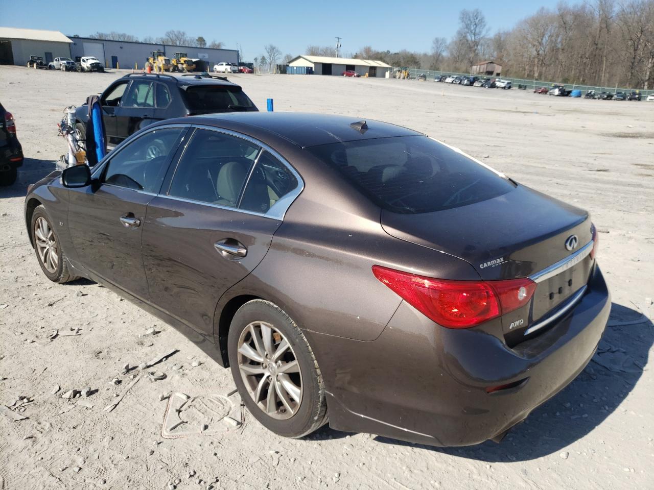 Photo 3 from auction – 2015 INFINITI Q50 BASE with VIN JN1BV7AR5FM392137