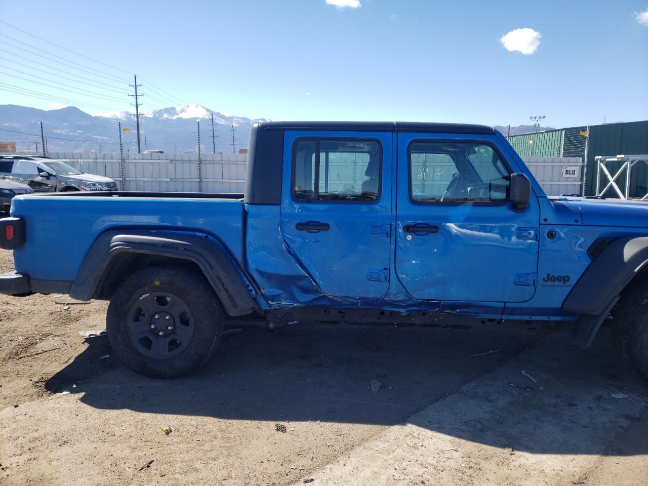 Photo 9 from auction – 2021 JEEP GLADIATOR with VIN 1C6JJTAG2ML510974