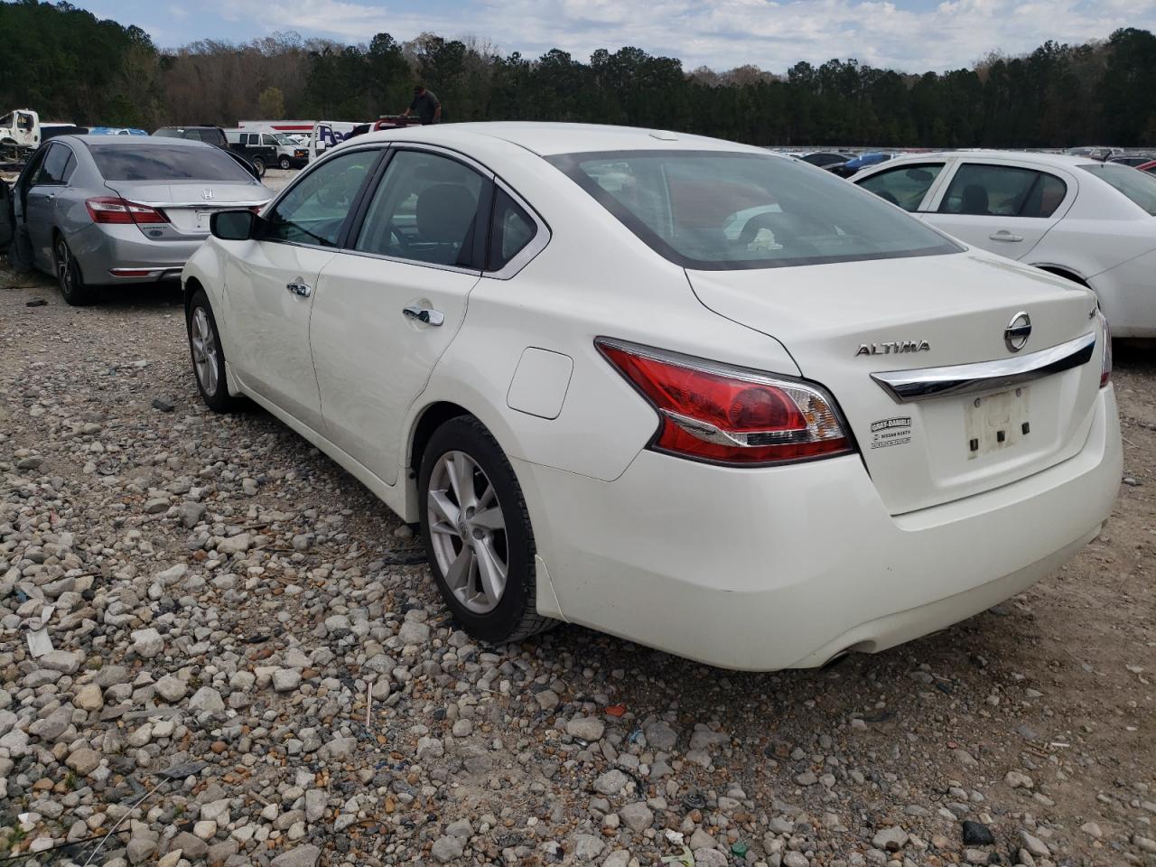 Photo 3 from auction – 2015 NISSAN ALTIMA 2.5 with VIN 1N4AL3AP9FC950220