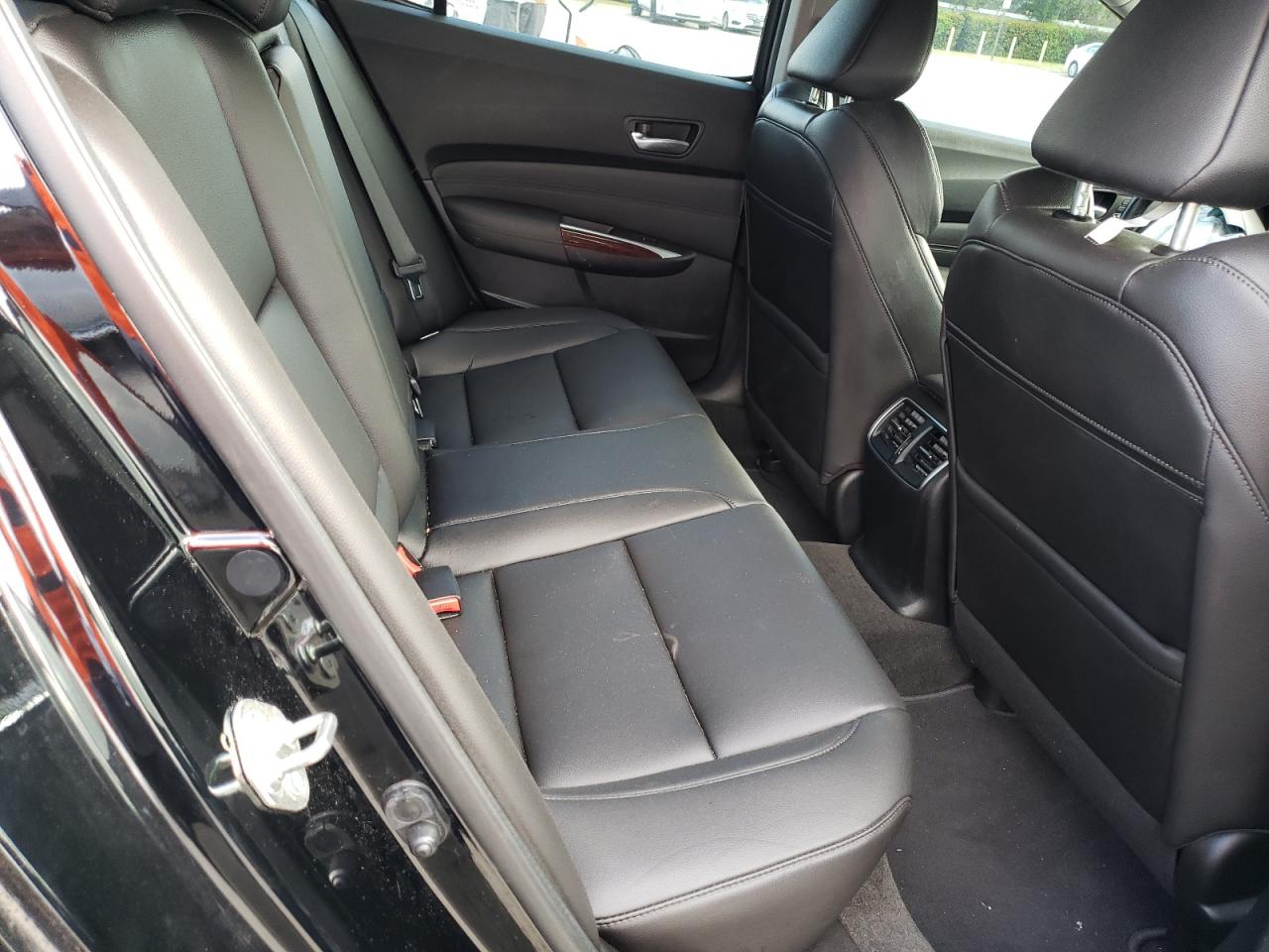 Photo 6 from auction – 2016 ACURA TLX with VIN 19UUB2F34GA000341