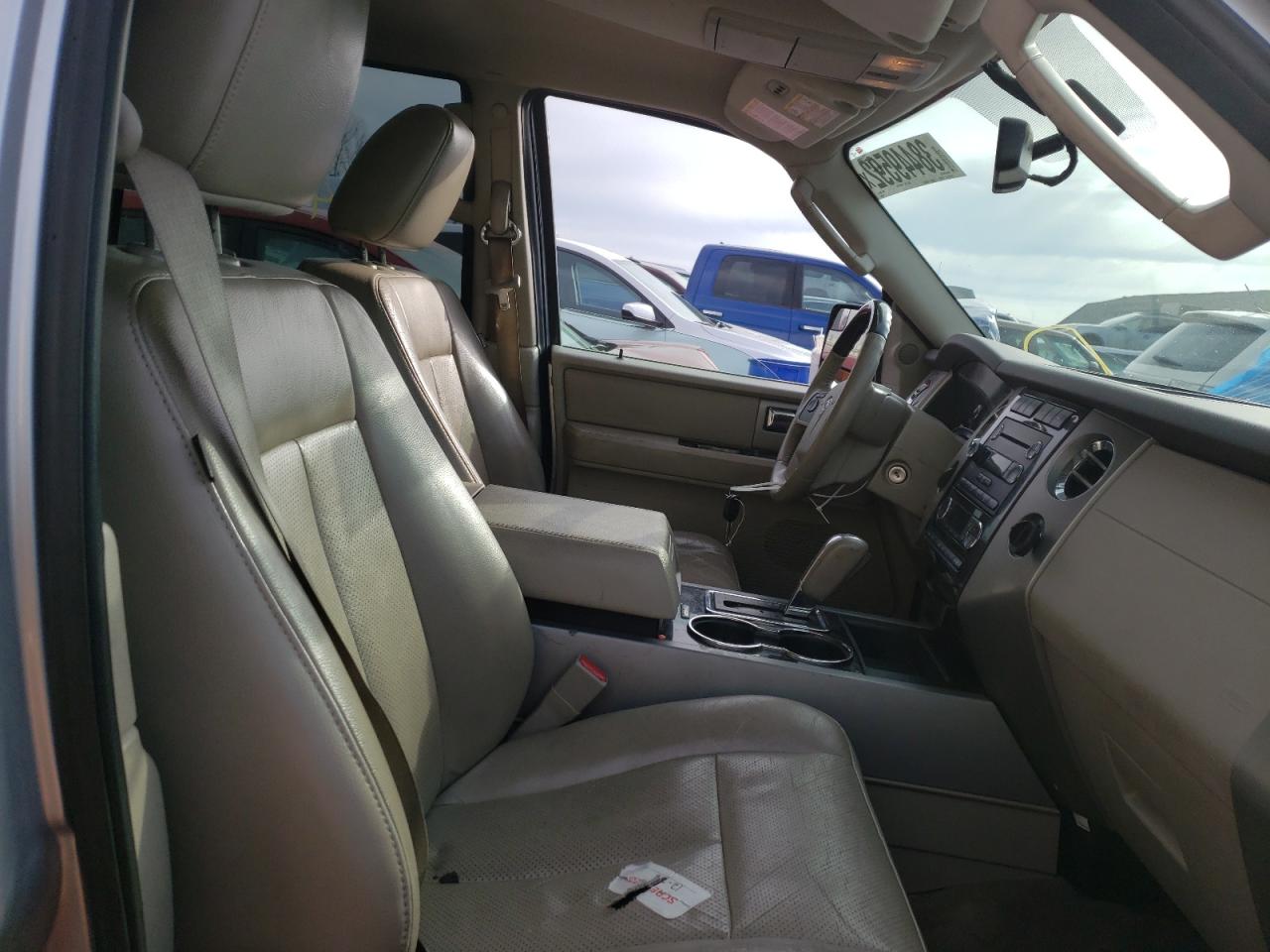 Photo 5 from auction – 2012 FORD EXPEDITION with VIN 1FMJK2A57CEF04746