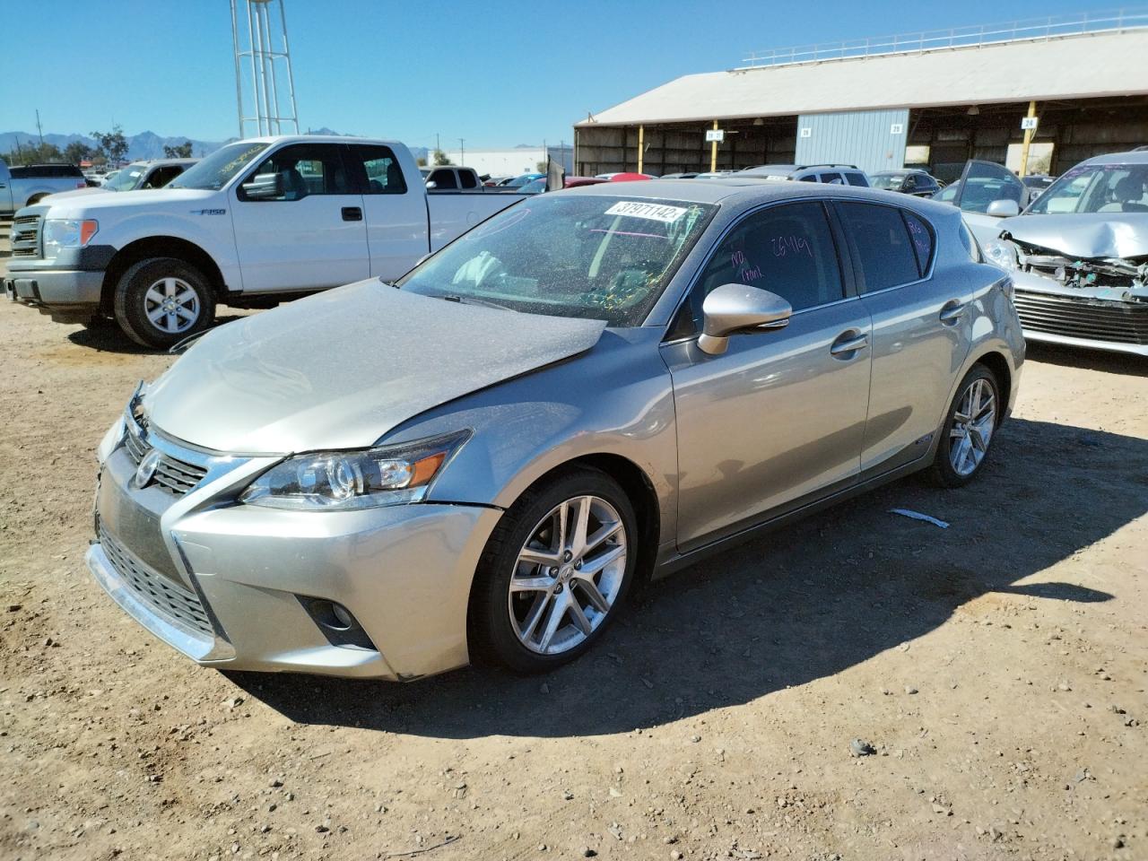 Photo 2 from auction – 2017 LEXUS CT 200 with VIN JTHKD5BH2H2287787