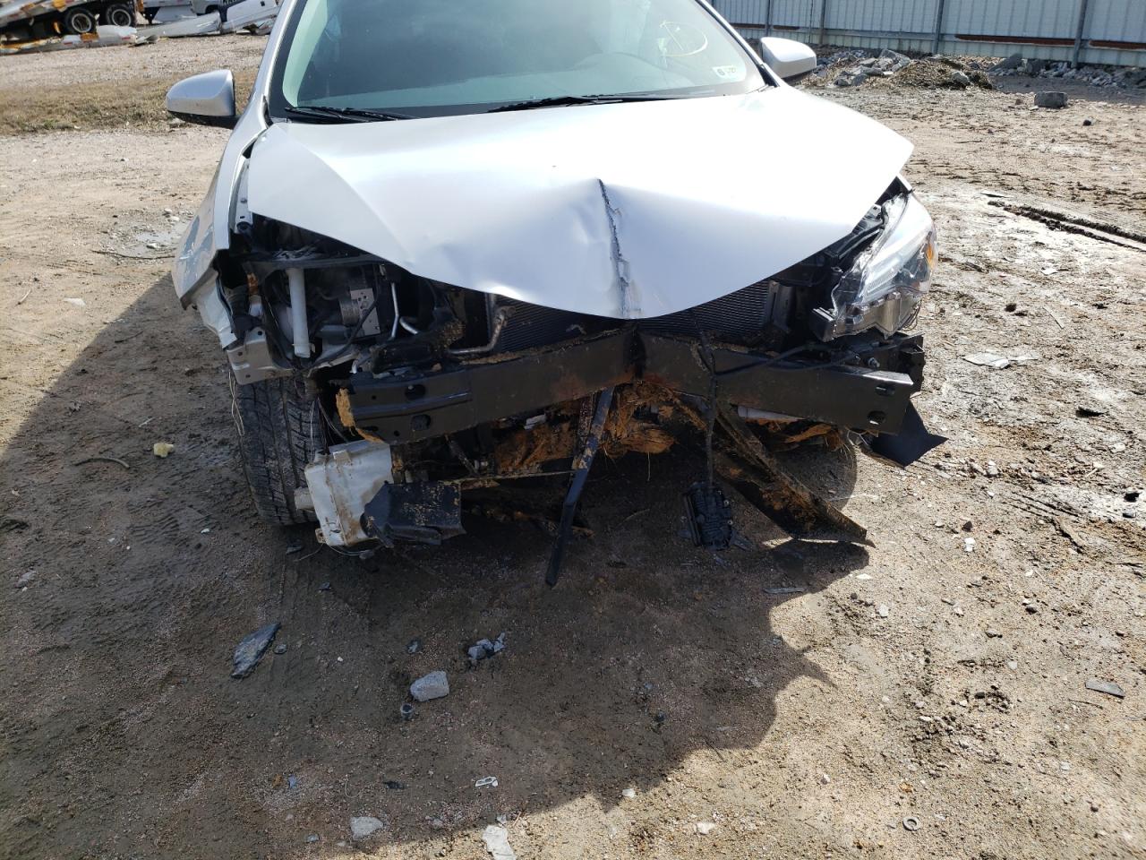 Photo 9 from auction – 2018 TOYOTA COROLLA L with VIN 5YFBURHE6JP752729