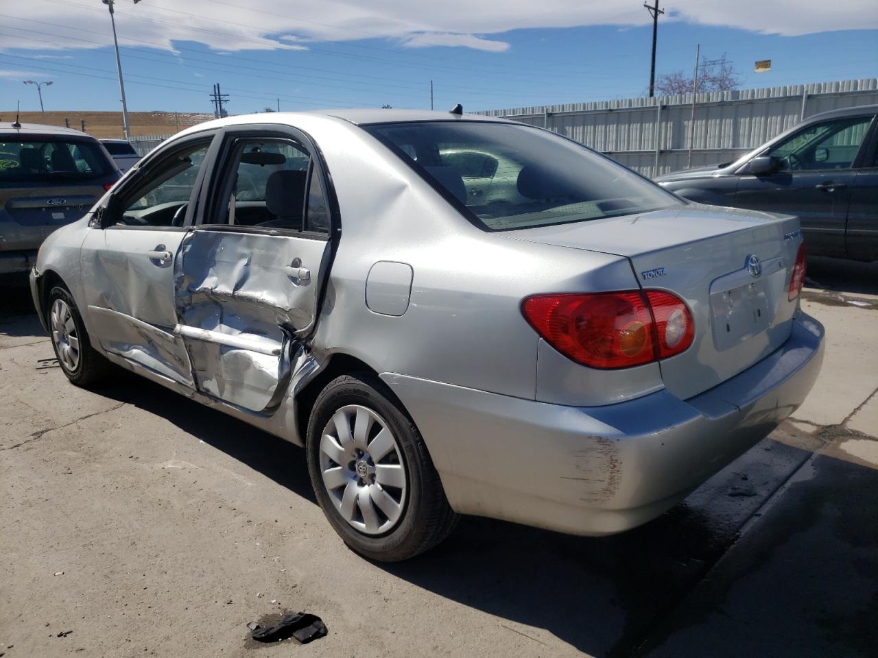 Photo 3 from auction – 2004 TOYOTA COROLLA CE with VIN 2T1BR32E24C314446