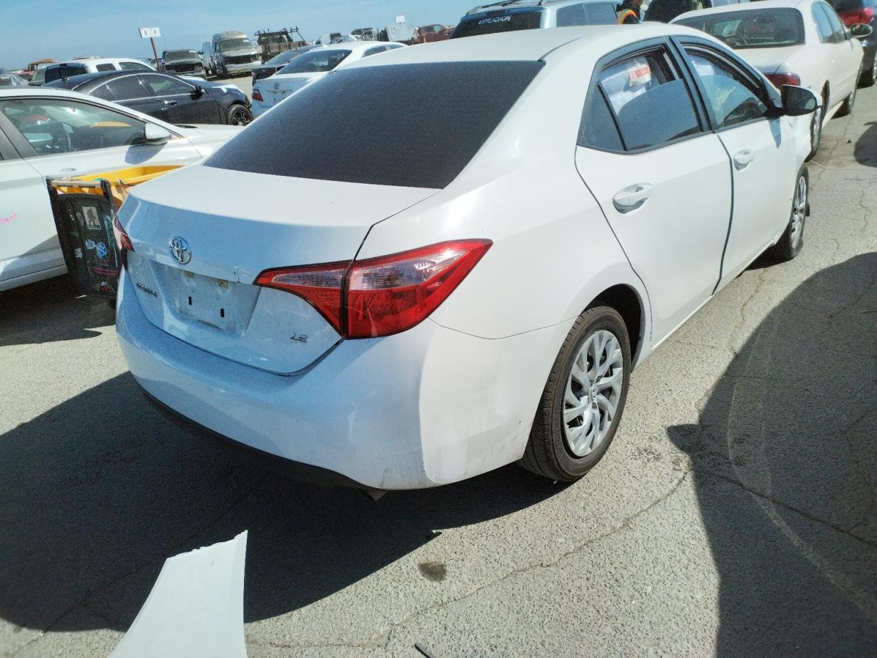 Photo 4 from auction – 2017 TOYOTA COROLLA L with VIN 5YFBURHE1HP571189