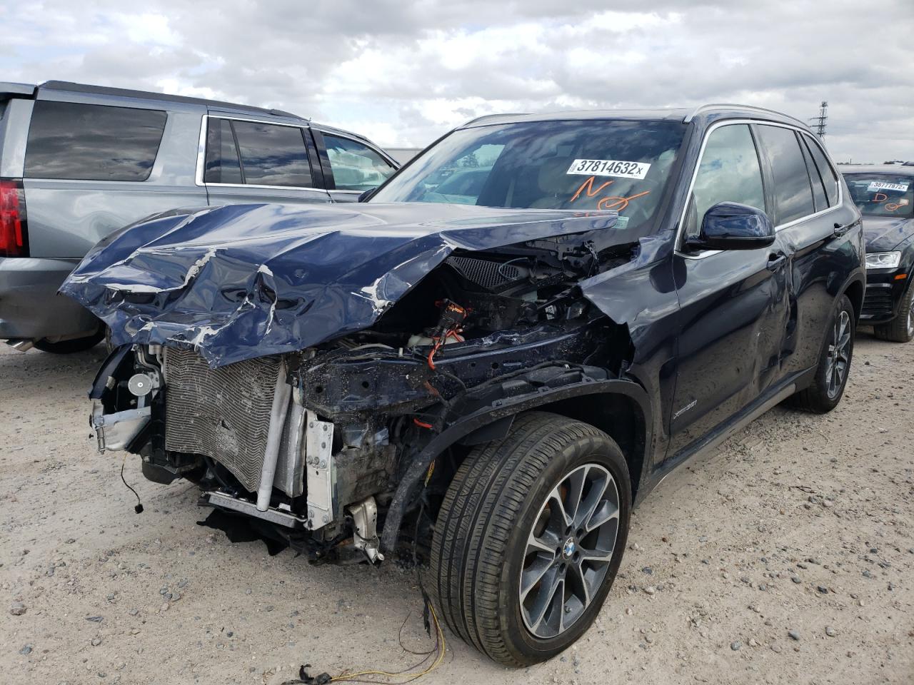 Photo 2 from auction – 2018 BMW X5 XDRIVE3 with VIN 5UXKR0C58J0X98401