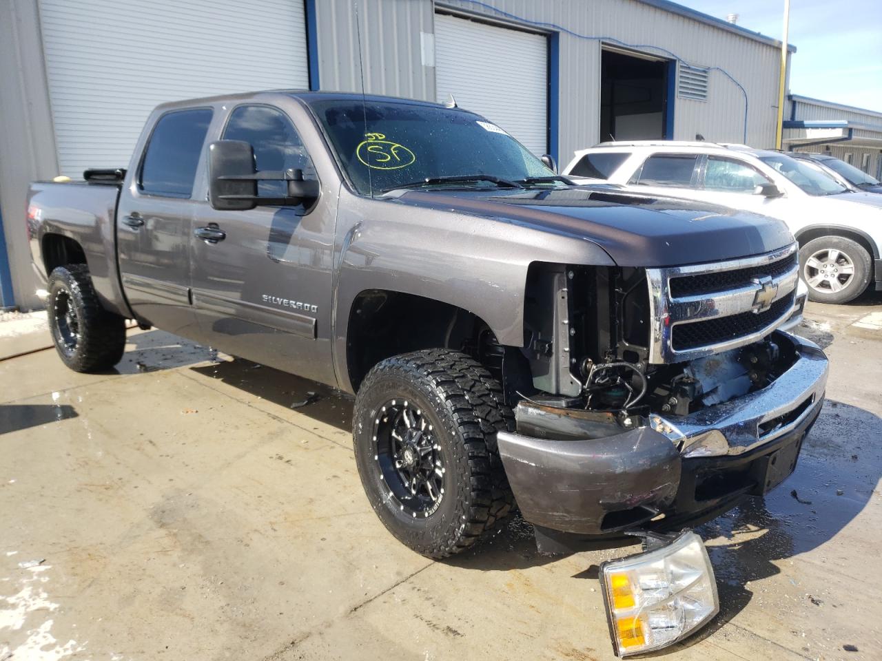 Photo 1 from auction – 2011 CHEVROLET SILVERADO with VIN 3GCPKSE30BG154598