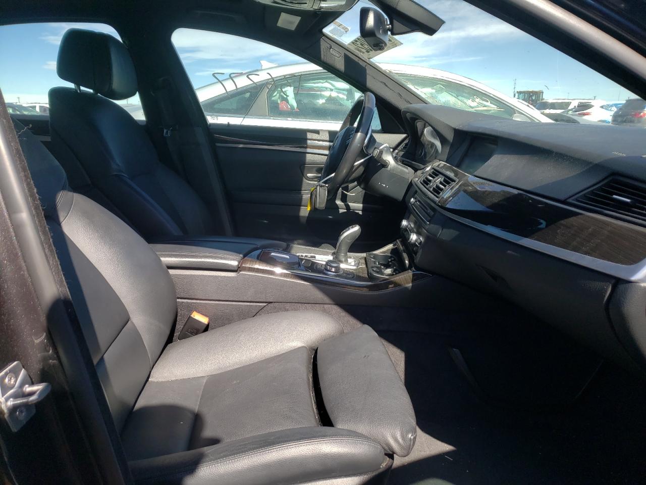 Photo 5 from auction – 2011 BMW 550 XI with VIN WBAFU9C58BC785117