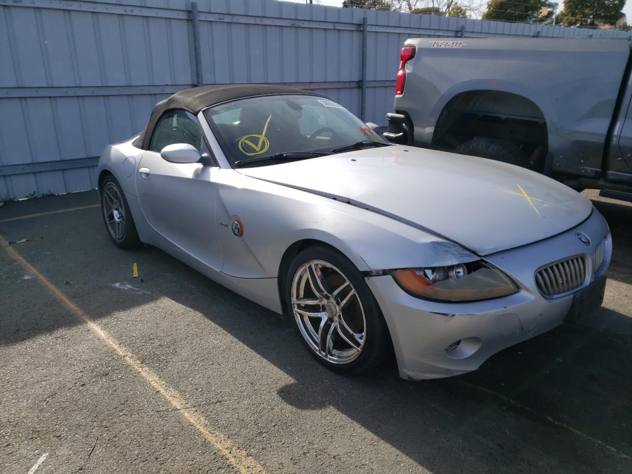 BMW Z4 3.0 2004 with VIN 4USBT53534LU08608 - Photo from auction
