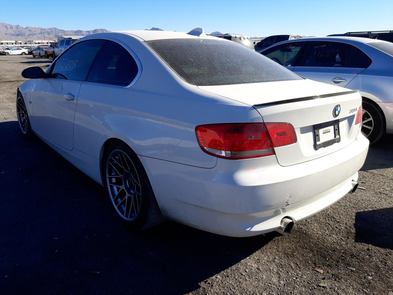 Photo 3 from auction – 2007 BMW 335 I with VIN WBAWB73597P037082