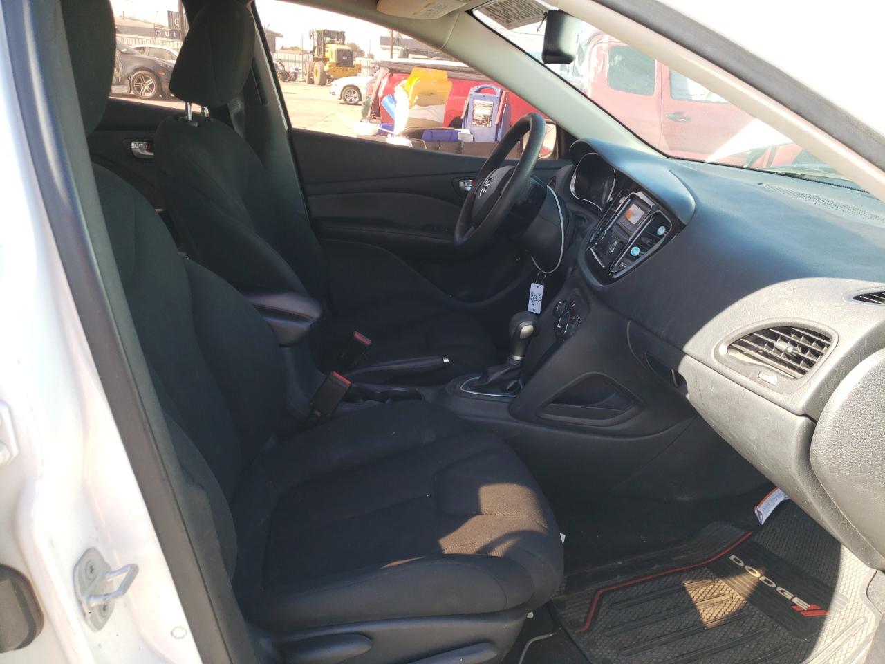 Photo 5 from auction – 2013 DODGE DART SE with VIN 1C3CDFAA7DD296990