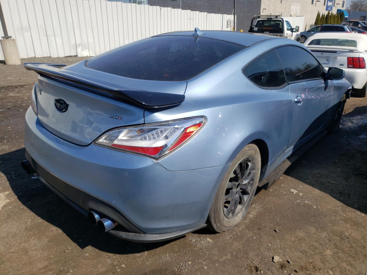Photo 4 from auction – 2011 HYUNDAI GENESIS CO with VIN KMHHT6KDXBU045032