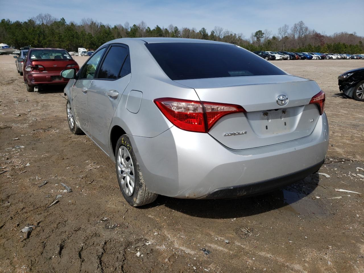 Photo 3 from auction – 2018 TOYOTA COROLLA L with VIN 5YFBURHE6JP752729