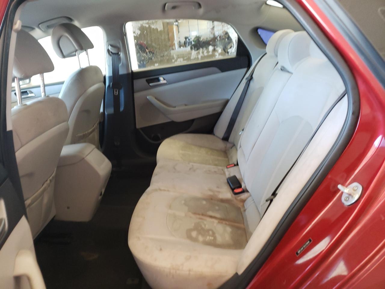 Photo 6 from auction – 2016 HYUNDAI SONATA SE with VIN 5NPE24AF7GH370949