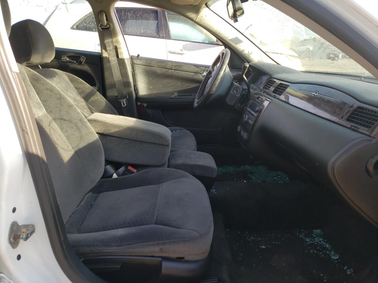 Photo 5 from auction – 2012 CHEVROLET IMPALA LT with VIN 2G1WB5E30C1107071