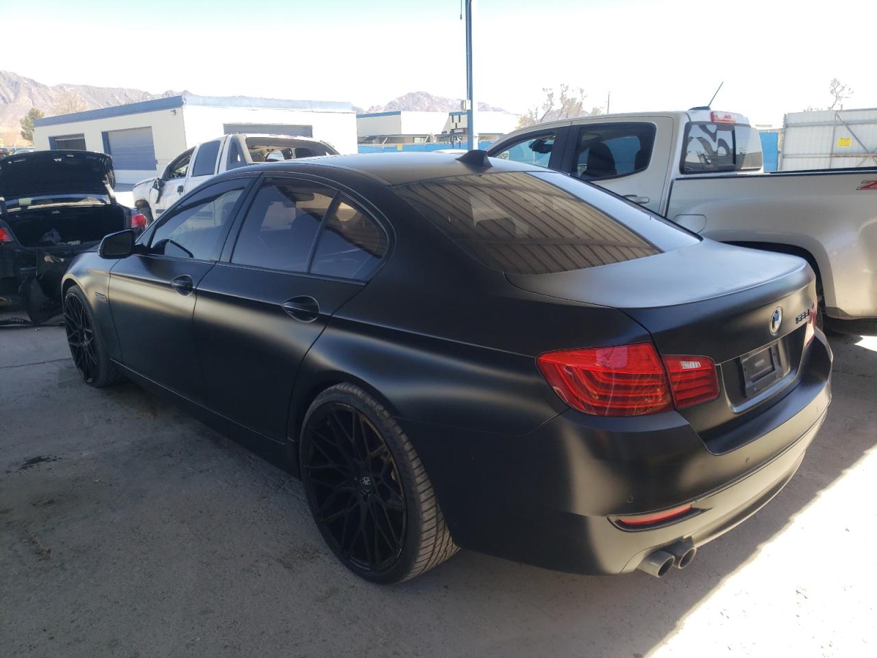 Photo 3 from auction – 2015 BMW 528 I with VIN WBA5A5C51FD517992